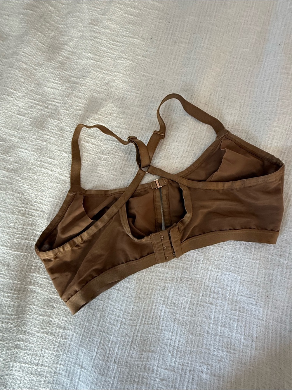Auden Front-Closure Wireless Bra in Brown - Picture 2 of 3